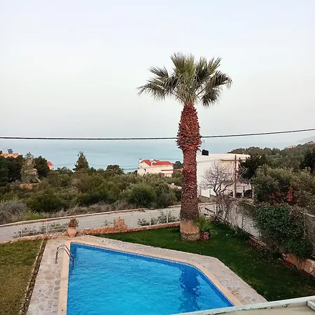 Spacious, Shiny, Seaview Villa, In Theologos Θεολόγος