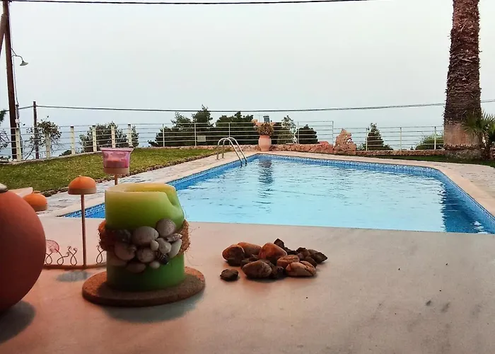 Spacious, Shiny, Seaview Villa, In Theologos Hébergement de vacances Theologos (Phthiotis)